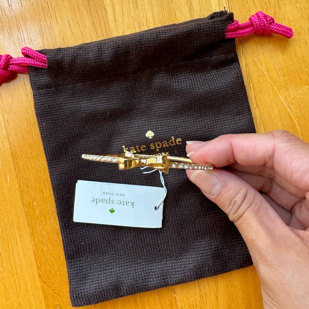 Kate Spade: Gold Bow Bracelet